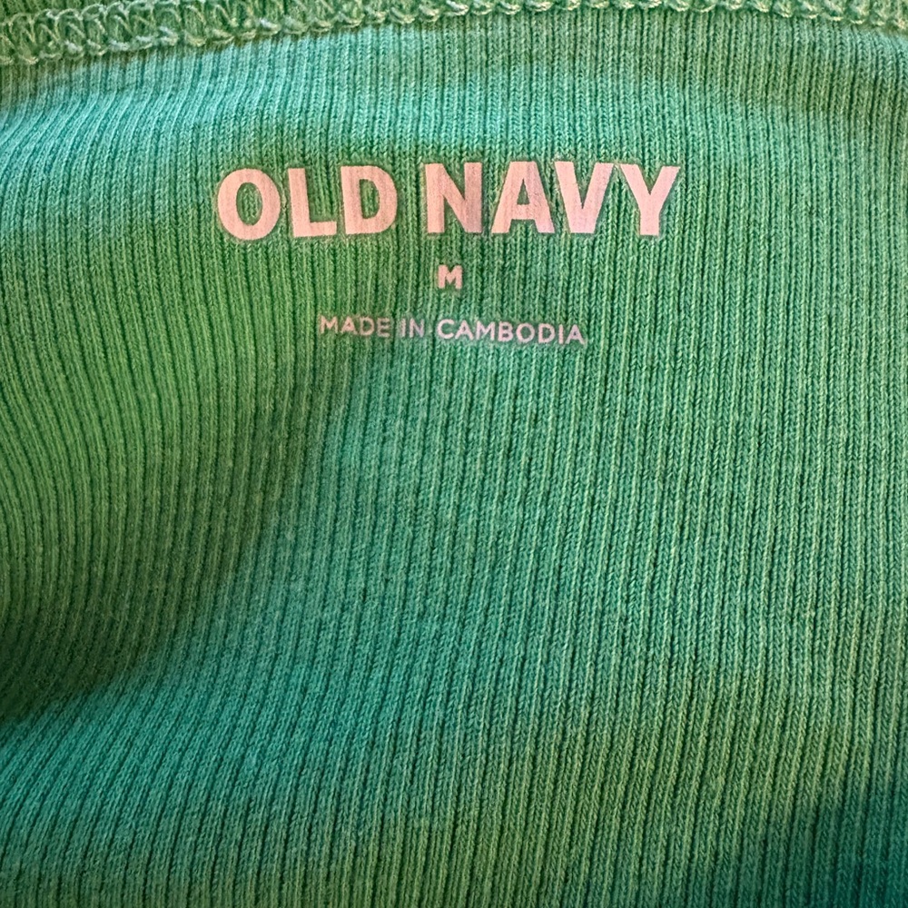 Old Navy Bright Green Crewneck Short Sleeve Tee - Picture 7 of 10